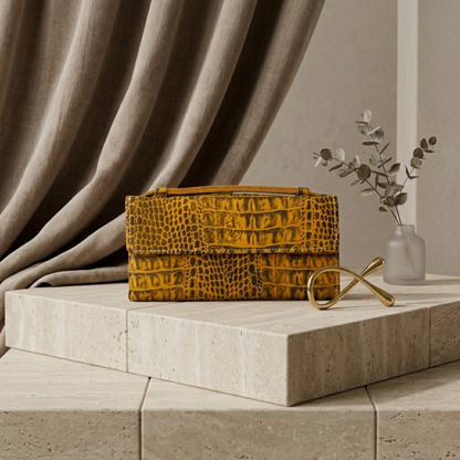 Isabelle Croc - Women's Long Leather Wallet
